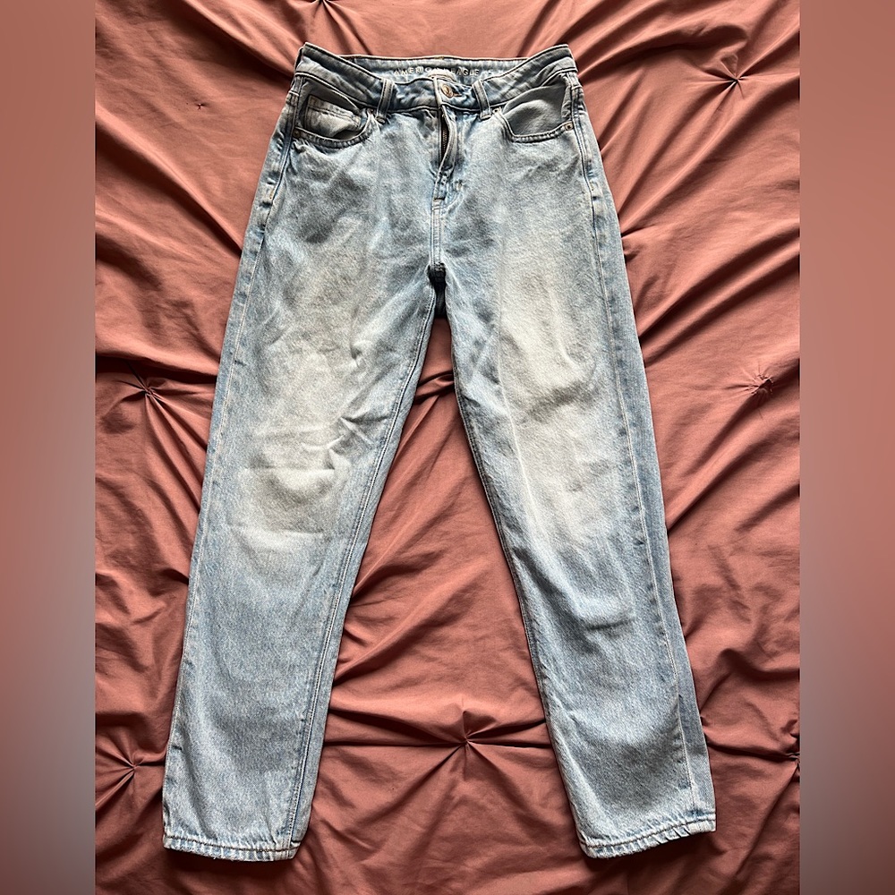 American eagle mom jeans size 4